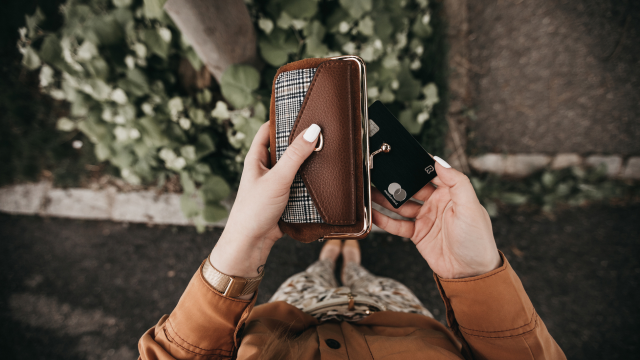 Tranzacționarea pe bursă cu Revolut: ce dețin, de fapt, utilizatorii