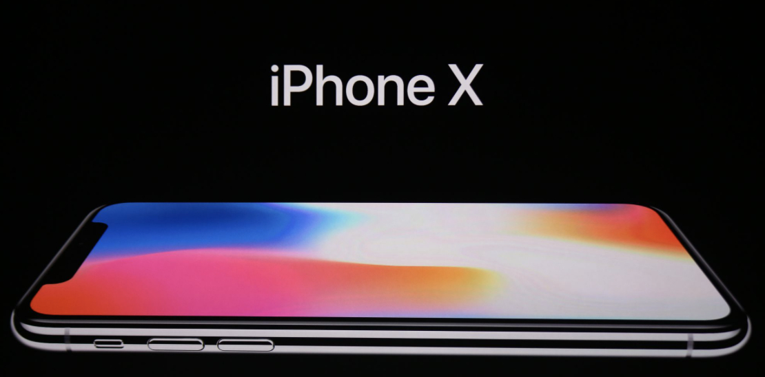 iPhone X e eXcelent. Mi-l doresc!