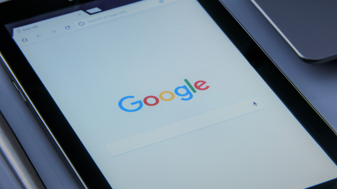 Google, pedepsită cu o amendă de 1 miliard de euro în Franța