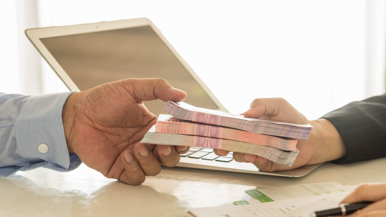 First Bank lansează SME Creditum, simplificând procesul de creditare pentru IMM-uri