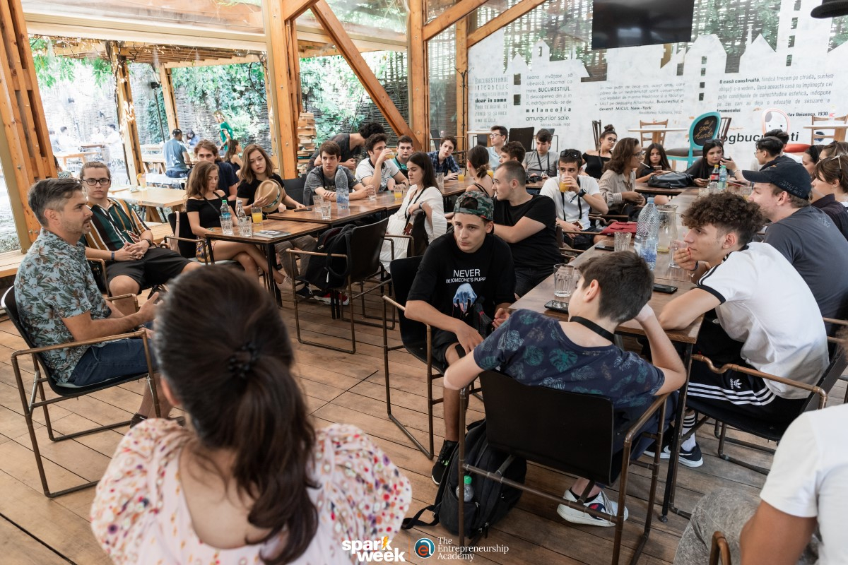 Festival de educație antreprenorială pentru liceeni în București