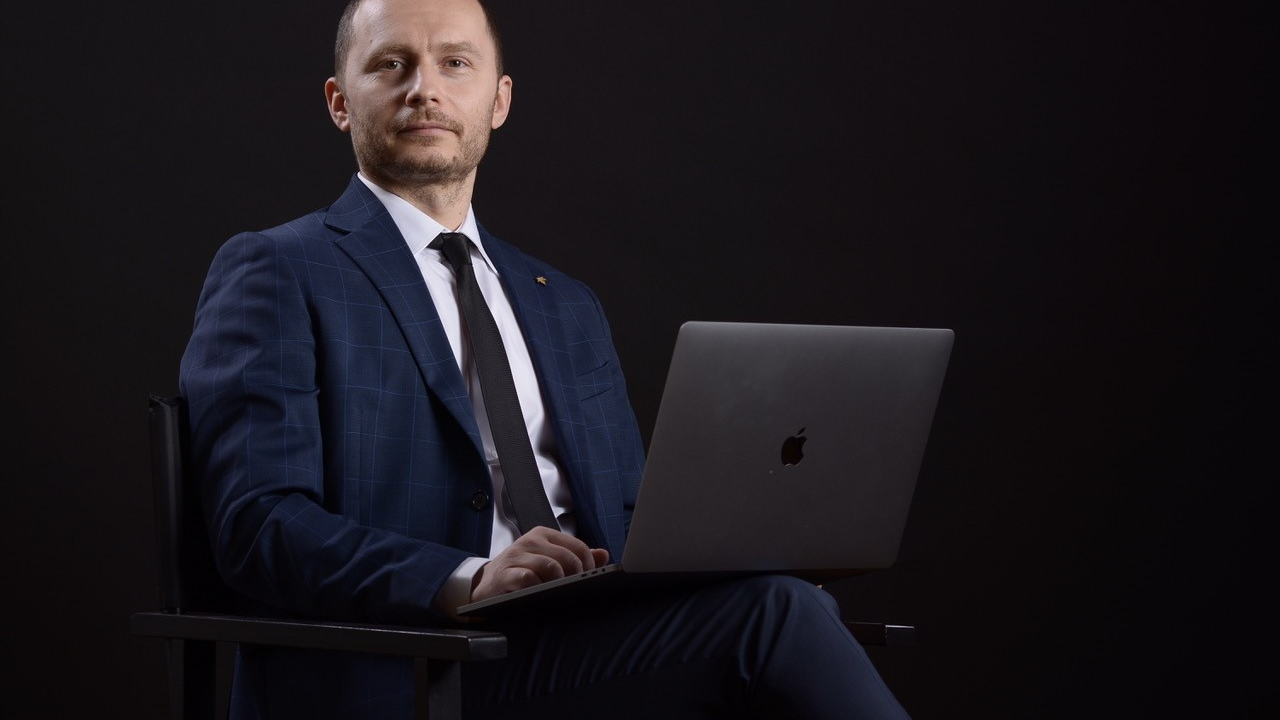 Simple Capital, 100.000 euro în KIM, românii care automatizează fabrici, IMM-uri