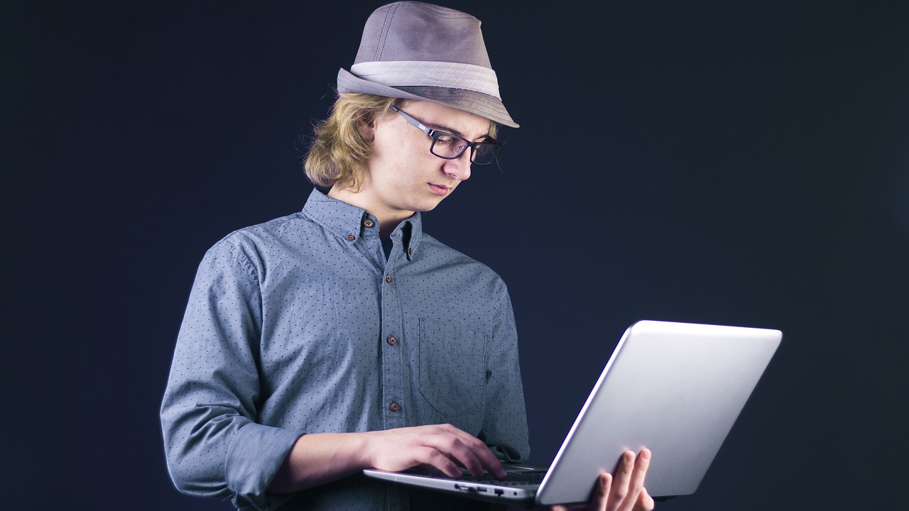 Cum să faci bani în online ca programator începător