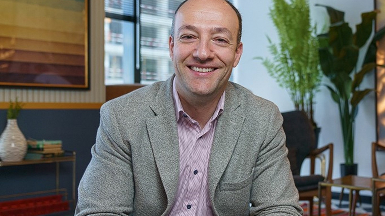 Startup-ul românesc Directimo se extinde în Dubai și numește un CEO în EAU