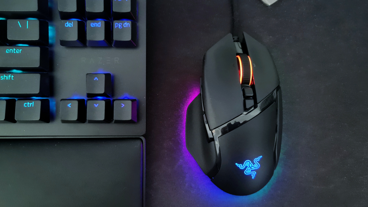Razer Basilisk V3 - un mouse pentru gameri, dar și pentru „vrăjitorii” de Excel