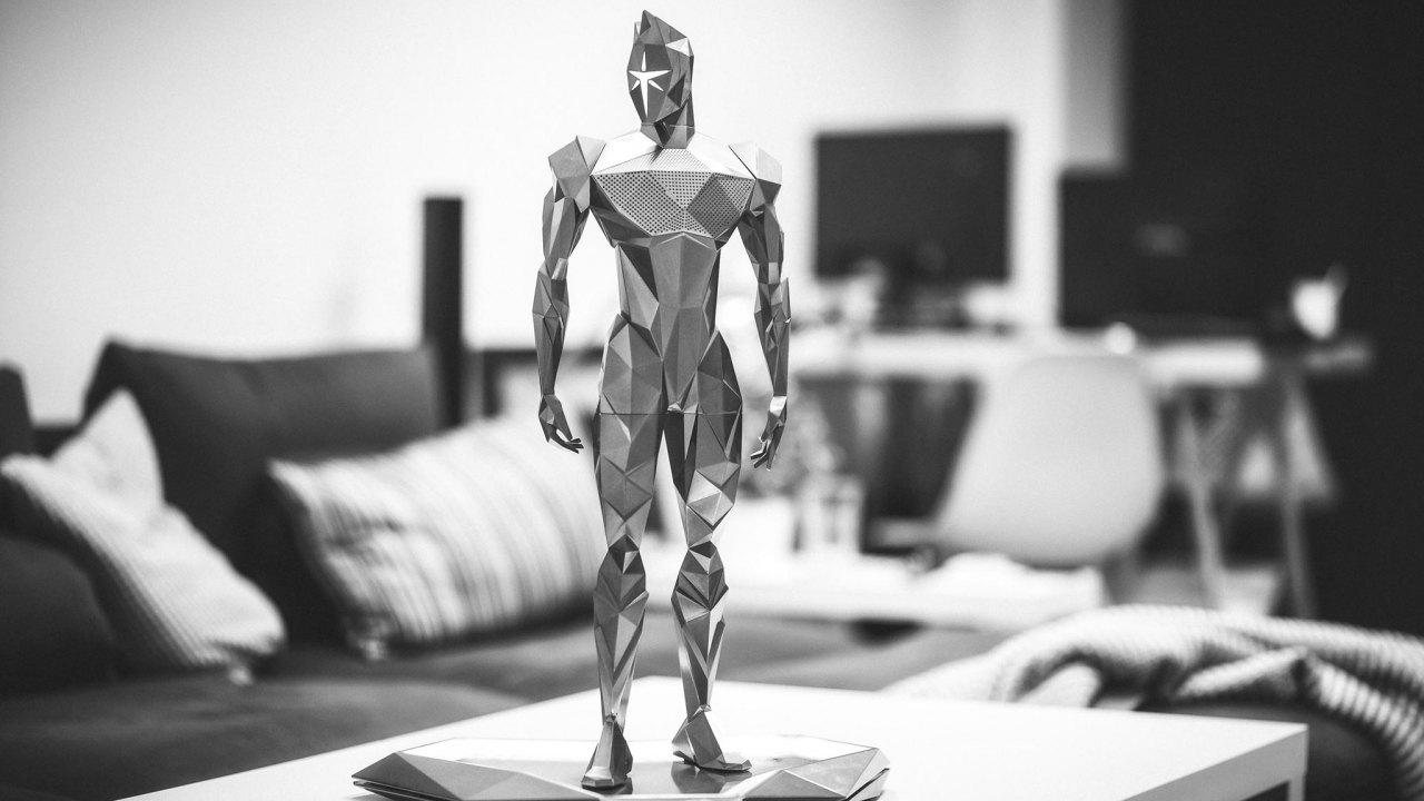 Boxa bluetooth supererou pe care o vor lansa românii pe Kickstarter