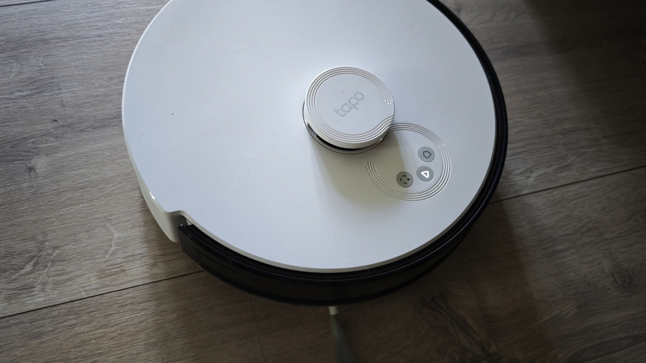 Review Tapo RV30 - aspirator robot entry level și esențial