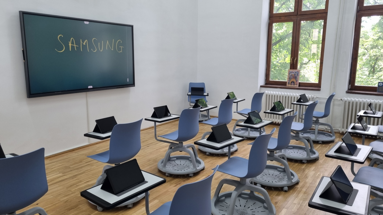 Samsung dotează clasele din România prin programul Ecosystem for Education Development