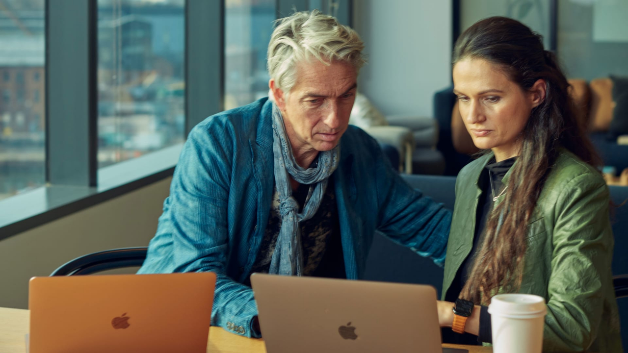 Cum a ajutat o româncă ce a fondat un startup în SUA ONG-urile pentru Ucraina