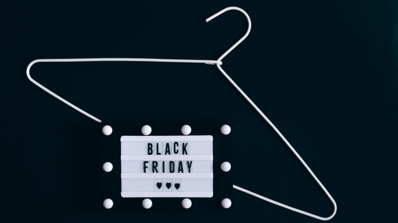 Cumpărăturile cumpătate de Black Friday: o nouă eră pentru e-commerce