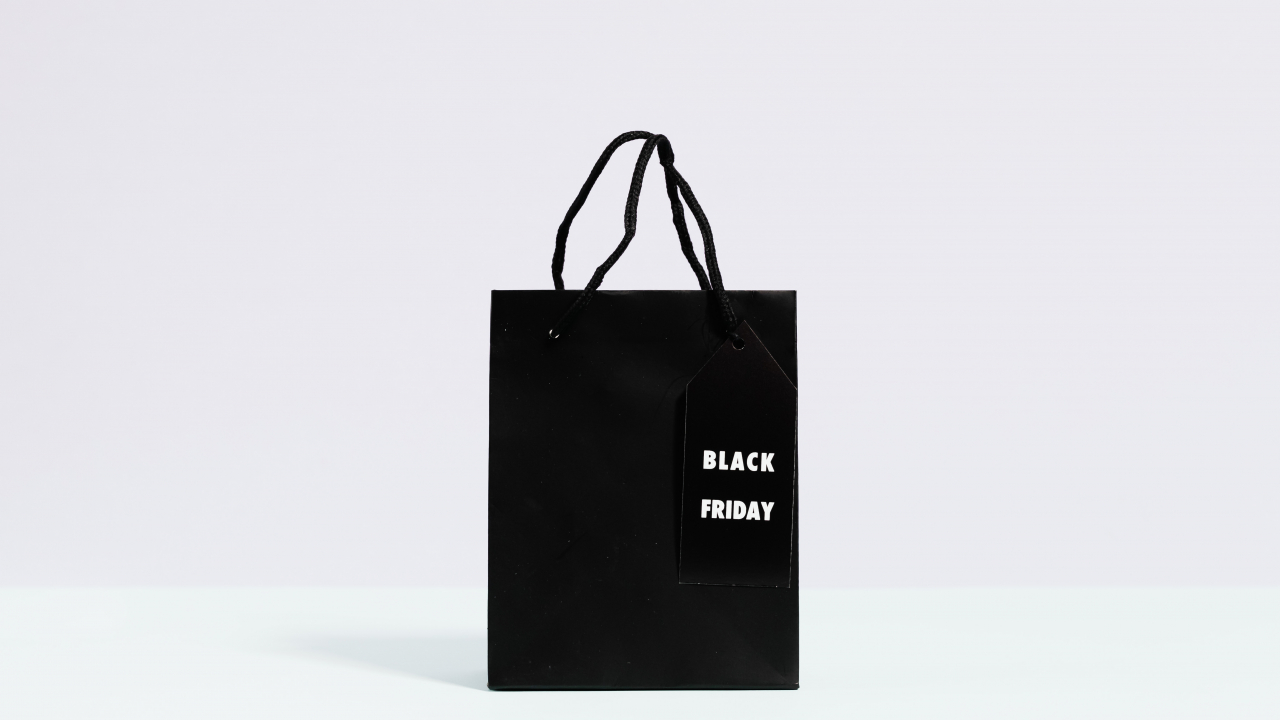 Black Friday 2020 - Answear România estimează vânzări totale de 3,9 milioane EUR