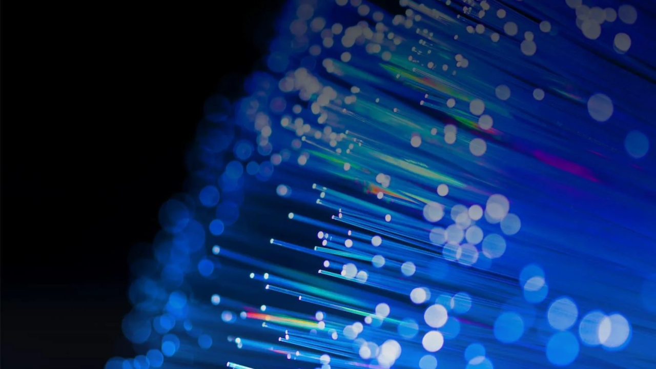 ”Bătălia” China-SUA, faza pe generative AI: cine implementează, cine folosește