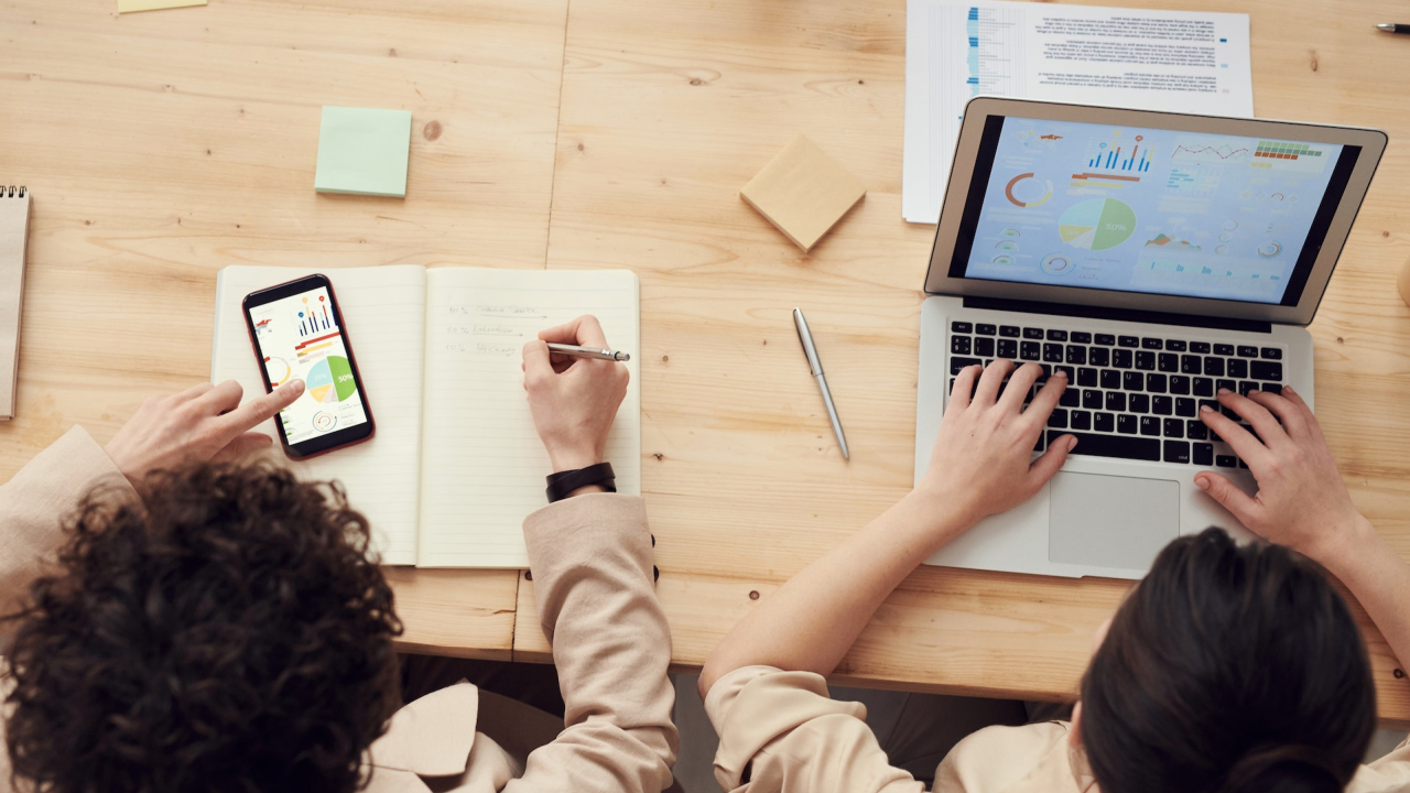 Când este momentul potrivit pentru a deschide o afacere?