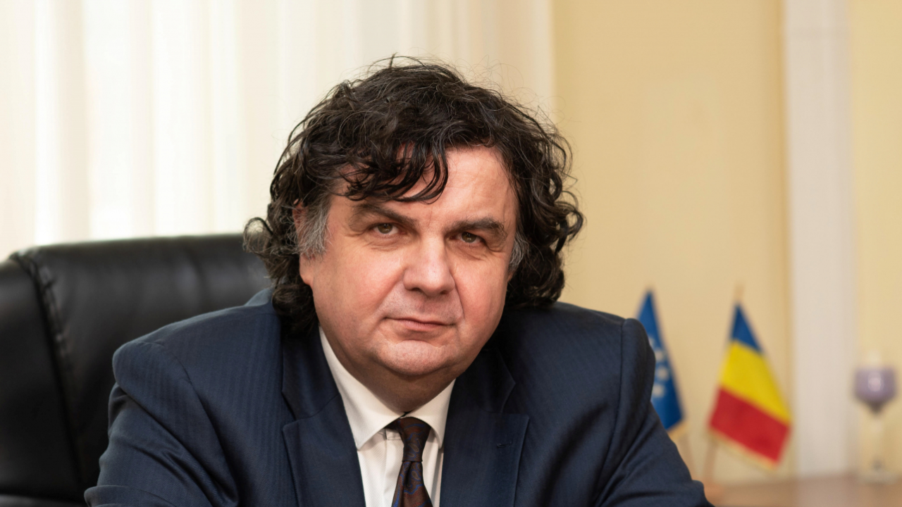 Rectorul UPT: „Dacă vrem să-l angajăm pe Bill Gates, nu putem din cauza legislației”