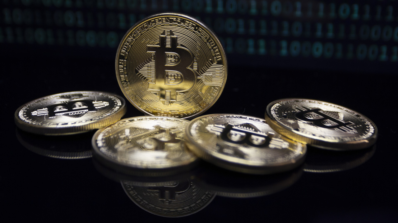 Bitcoin ar putea ajunge la 100.000 de dolari până la finalul anului
