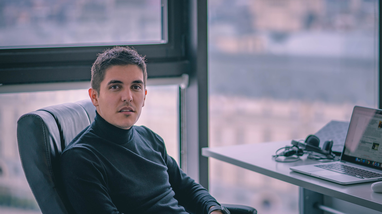 2,5 milioane de euro de la Early Game, Daniel Dines și alți angeli pentru FameUp