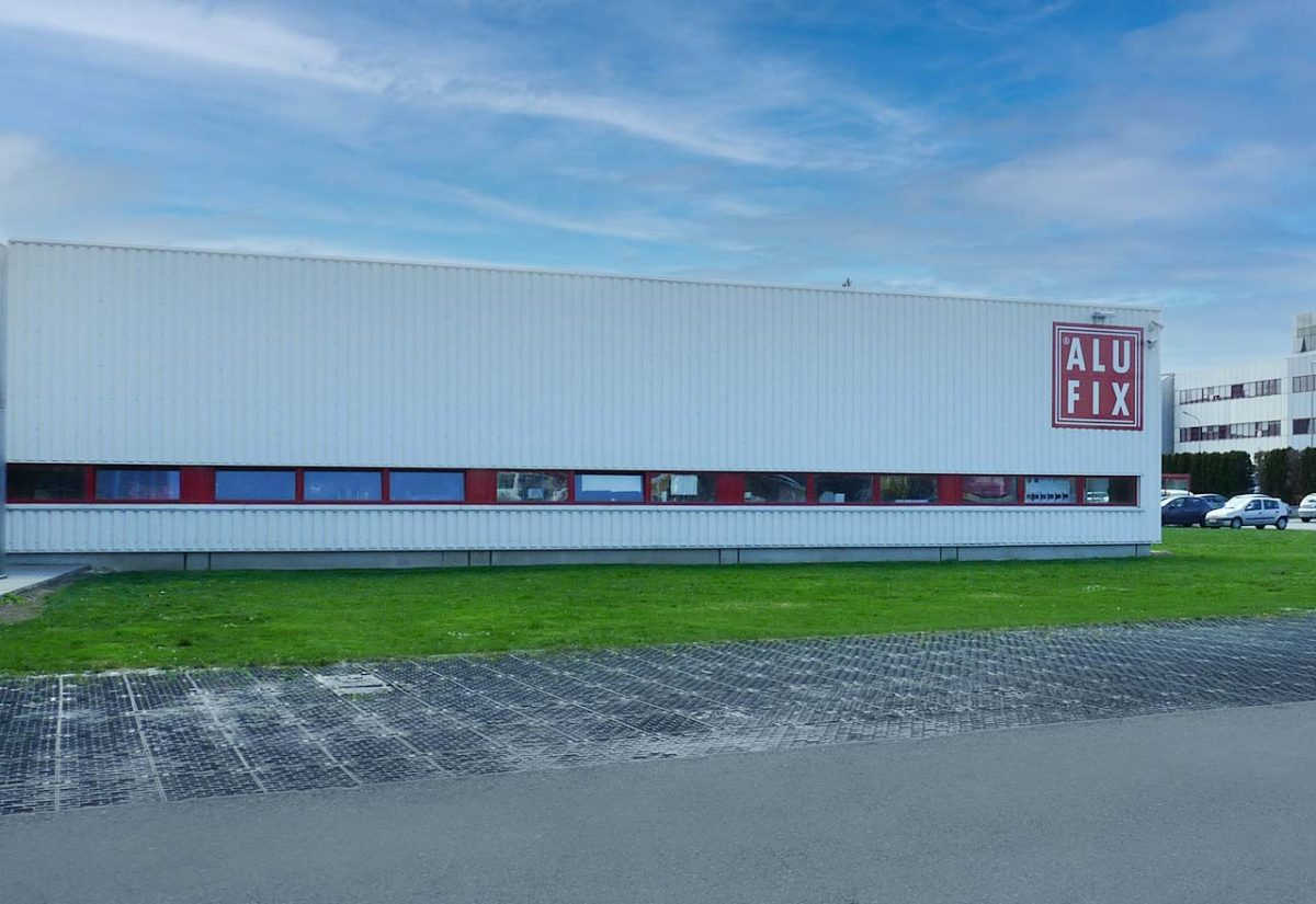 Investiții străine: O companie ucraineană cumpără fabrica Alufix din Brașov