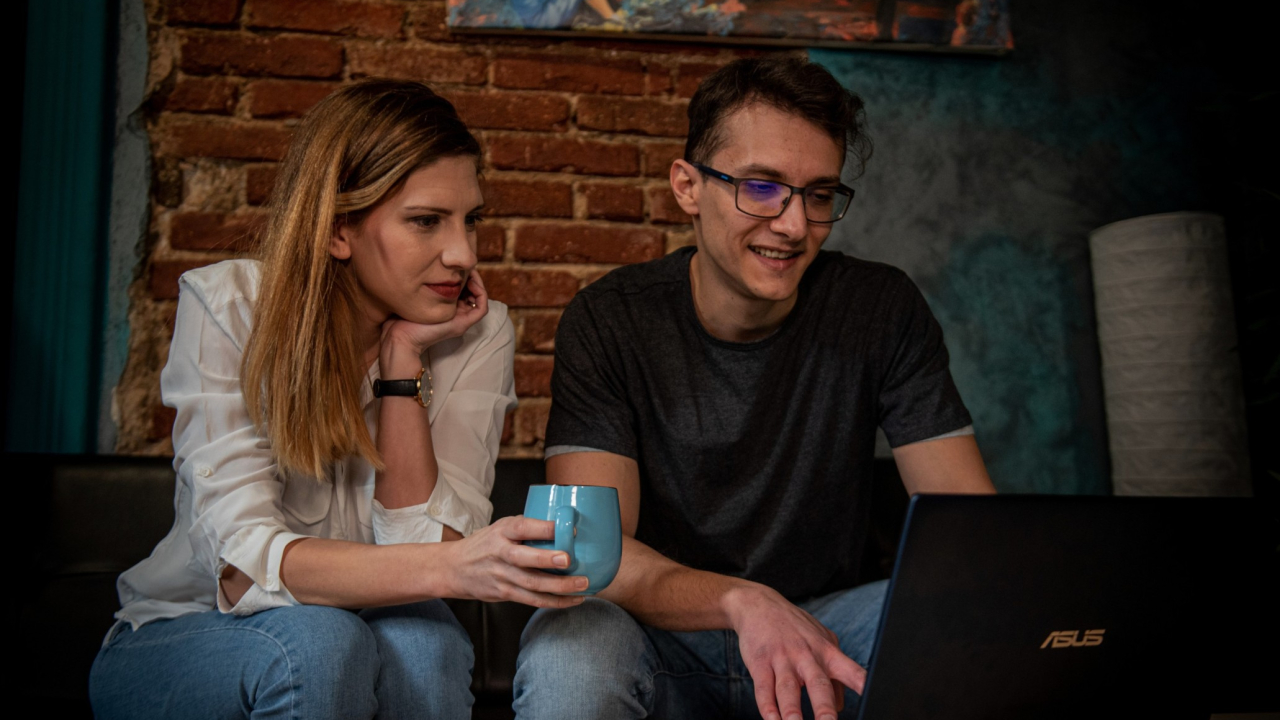 Neakaisa.ro ajunge la 2,9 mil. de EUR în primul semestru, deși imobiliarele scad