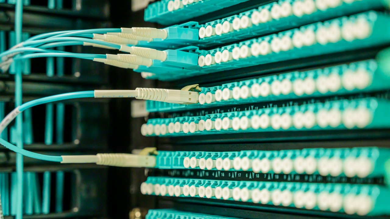 5 mituri despre 5G: De ce nu ai niciun motiv să te temi de rețeaua viitorului