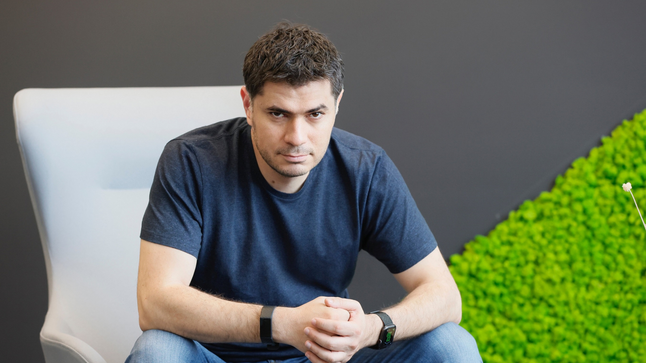 Romanian firms FLOWX.AI & UiPath partner for better customer&employee experiences