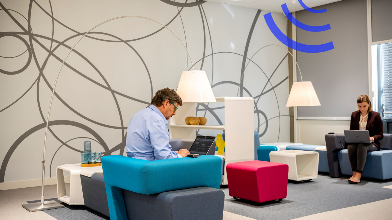 Signify vrea să transmită date prin intermediul luminii: LiFi