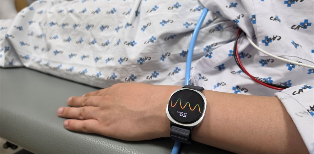Studiu: Samsung Galaxy Watch 6 poate anticipa episoadele de leșin