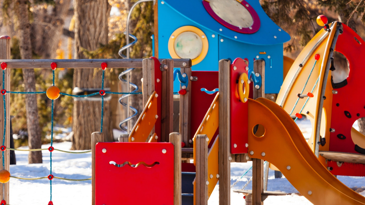 Analiză IBC Focus de 1 iunie: câte locuri de joacă se construiesc în România