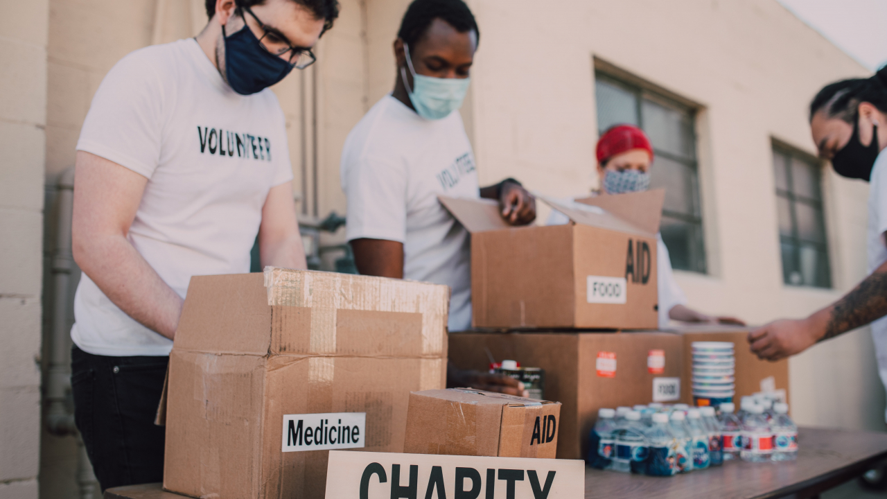 BCR: Finanțări de 2,2 milioane de euro pentru organizațiile sociale