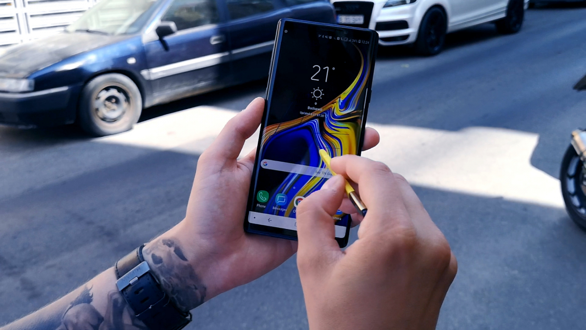 Adio, carduri de memorie! 1 terabyte pe smartphone-urile Samsung