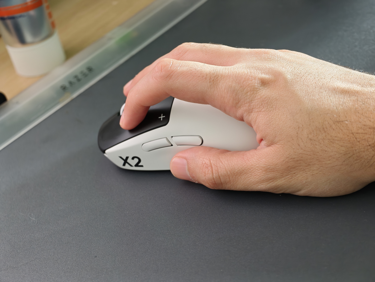 REVIEW Logitech Pro X2 SuperStrike: te face mai rapid în jocuri video,