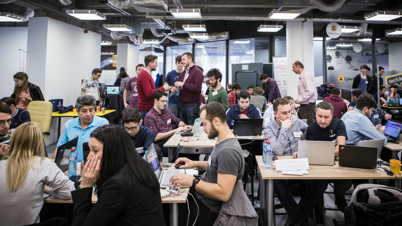 Hackathon pe teme de sănătate la București. Înscrieri deschise