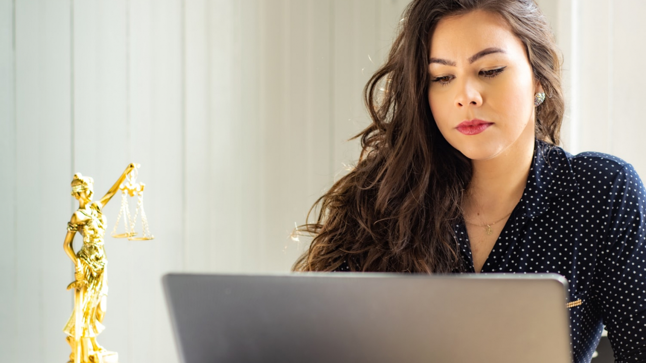 Avoteca, platforma online cu servicii juridice