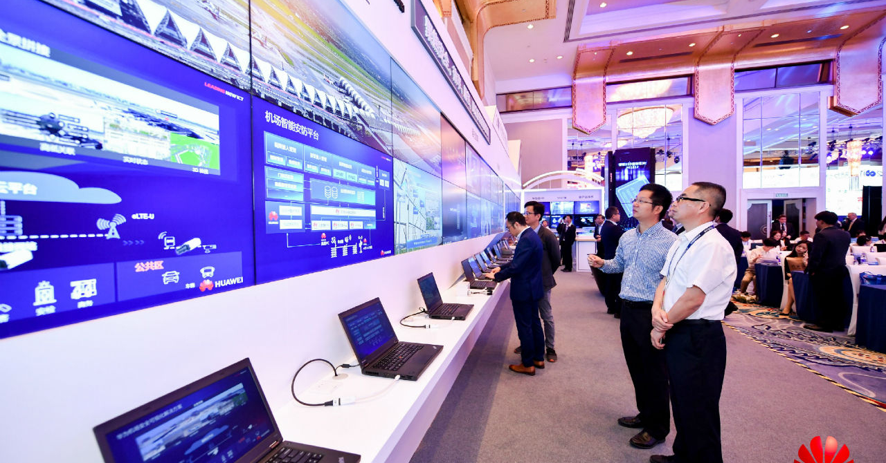 Huawei prezintă soluții pentru digitalizarea aeroporturilor
