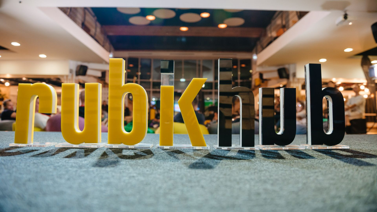 Rubik Hub deschide înscrierile pentru Acceleratorul MVP. Posibilitate de investiție de 150.000 de euro de la Nucleo Ventures
