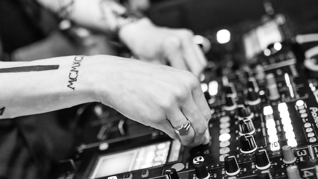 Mentorat pentru artiștii de muzică electronică. Înscrieri deschise