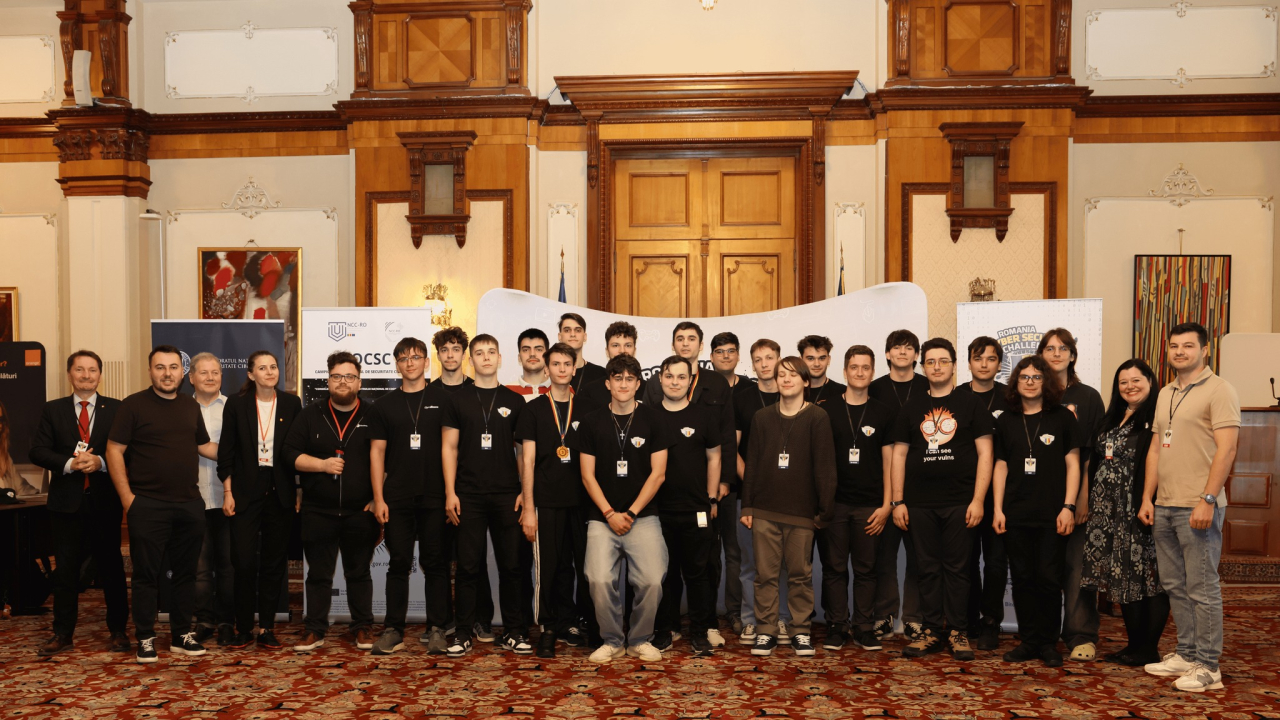 <span class="title-highlight">Cum putem crește campioni </span>| 20 de tineri români care se pregătesc de Campionatul European de Securitate Cibernetică