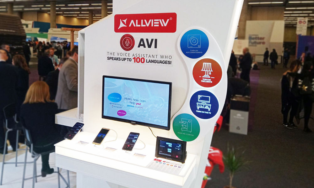 Allview AVI îți va putea controla casa smart și va face cumpărături