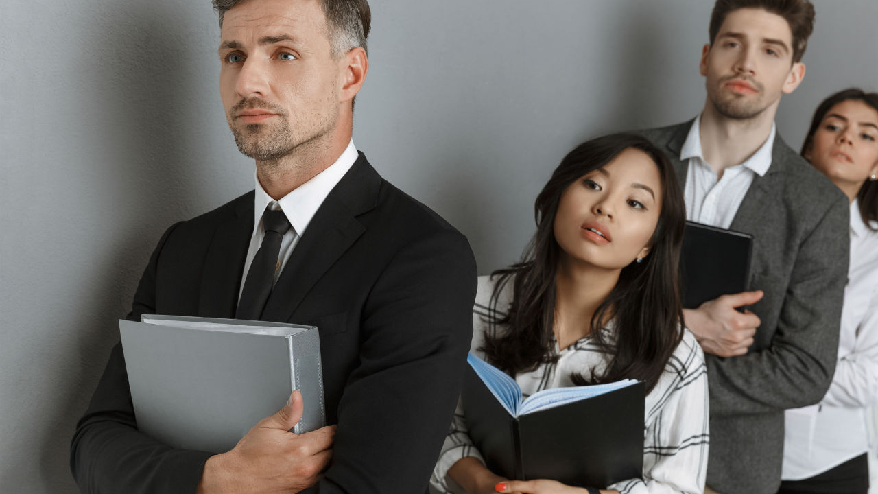 Cinci industrii în care să îți asiguri un job de viitor