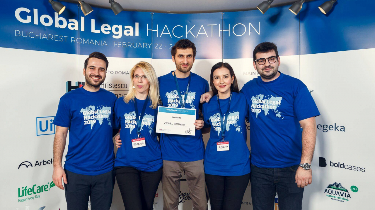 ”Avocatul digital" util turiștilor, câștigătorul unui hackathon juridic