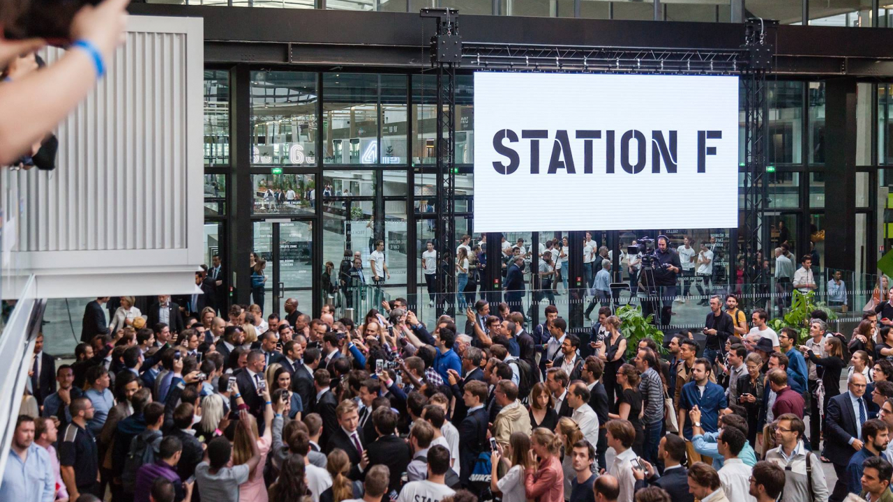 Discuție cu Roxanne Varza - Station F, Paris - cel mai mare coworking