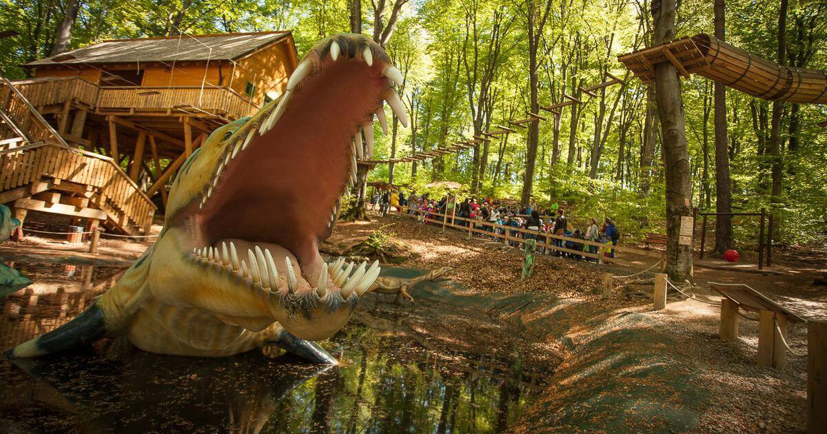 Investiții de 2 milioane de euro pentru <span class="title-highlight">Dino Parc Râșnov</span>. 4 milioane de vizitatori în 10 ani