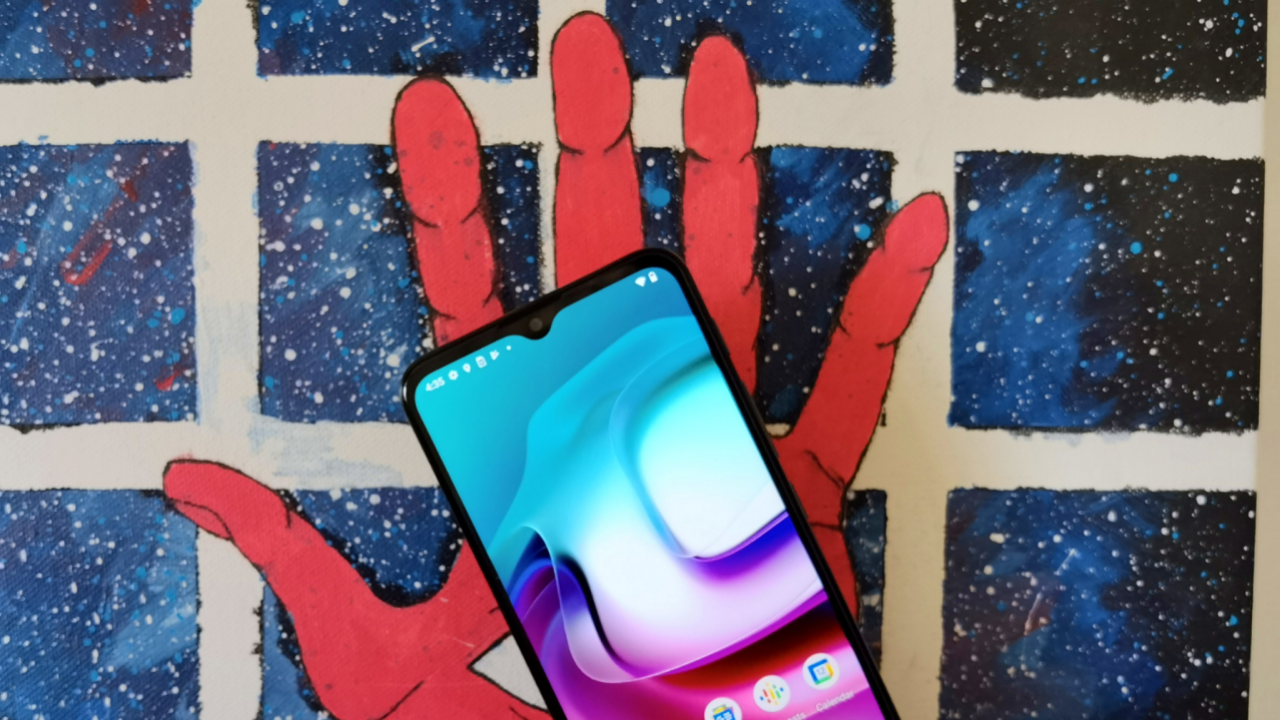 Review Moto G30: Telefon ieftin și bun cu autonomie mare și performanțe decente