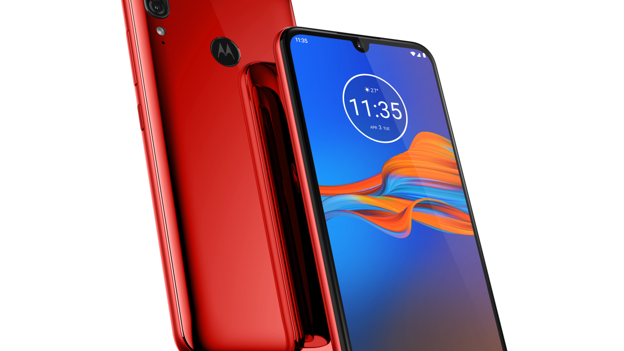 Moto e6 plus e un smartphone de buget care promite multe