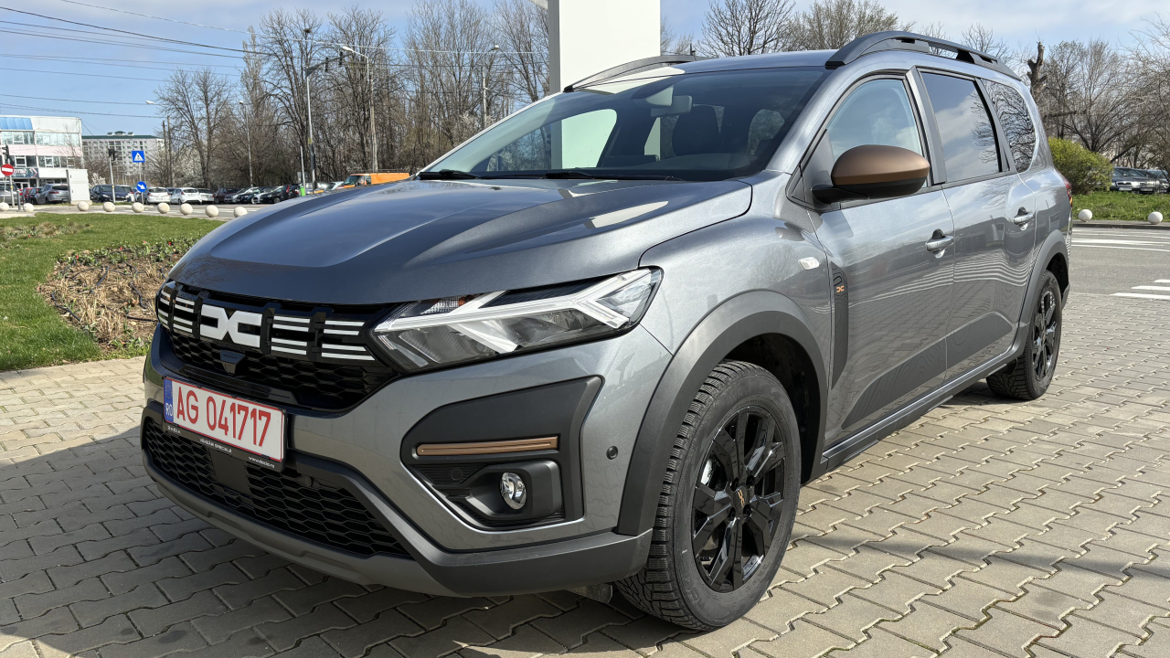 Dacia Jogger Hybrid 140, hibridul pe care te poți baza în concediile cu familia