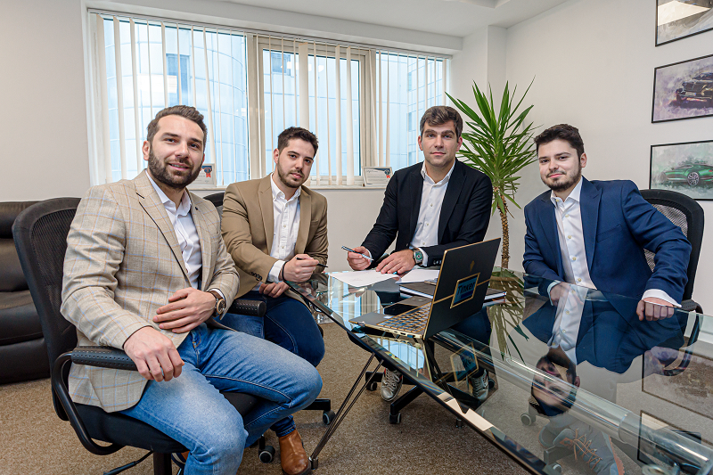 CryptoData cumpără 50% din startup-ul UniVRse, care face platforme educaționale