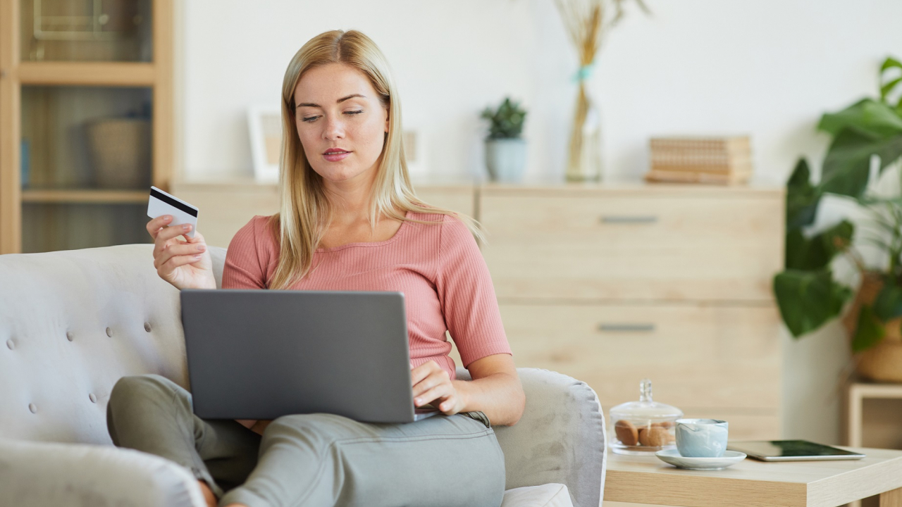 Trenduri în ecommerce: românii încep să prefere farmaciile online