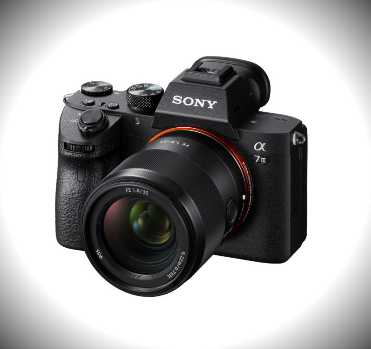 Noul obiectiv full-frame de la Sony, disponibil în România din august