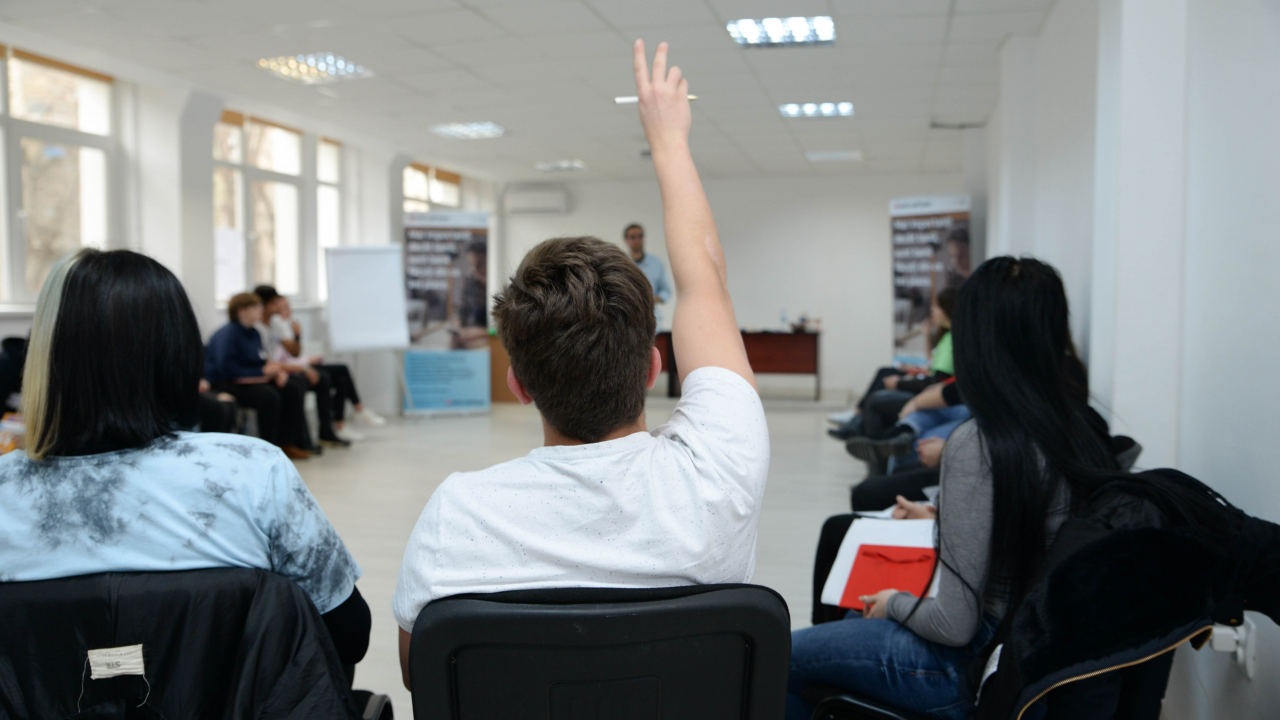 Cursurile de educație financiară pentru elevii din liceele tehnologice