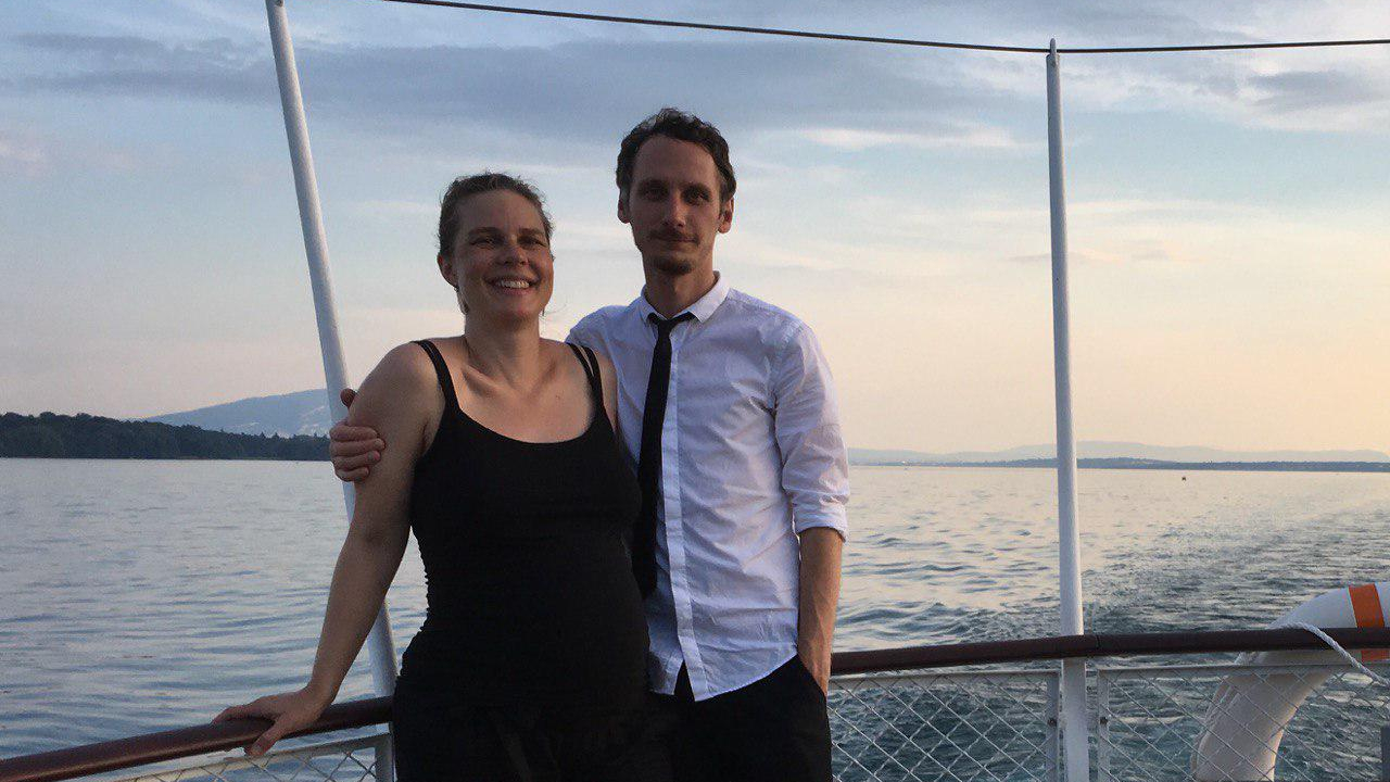 Au lăsat Elveția ca să deschidă o cafenea pentru părinți la Cluj