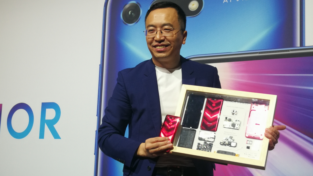 Honor sau Huawei: cum ieși din umbra brandului mamă?